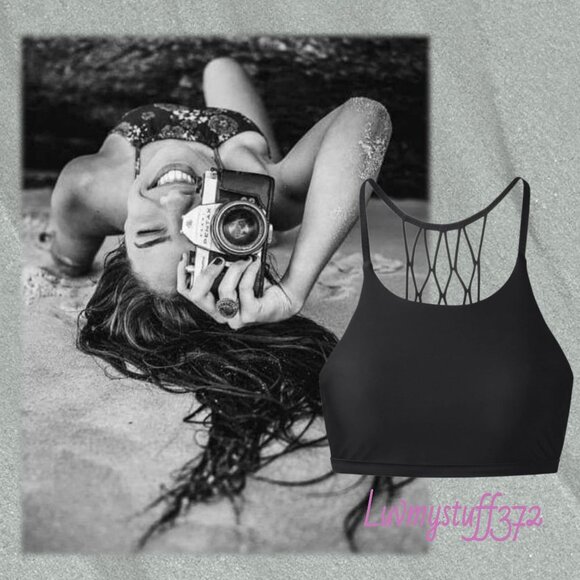 Beautiful Lululemon High Neck Tidal Flow Bathing Suit Top with pretty Net Back - Picture 1 of 9